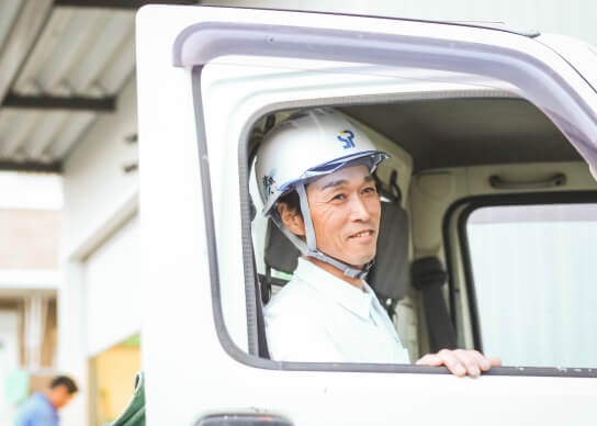 お客様へサービス精神を持って接客いたします