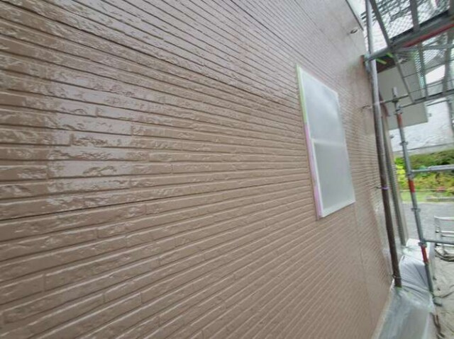 【外壁サイディング】1F下塗り塗装完了<br />
