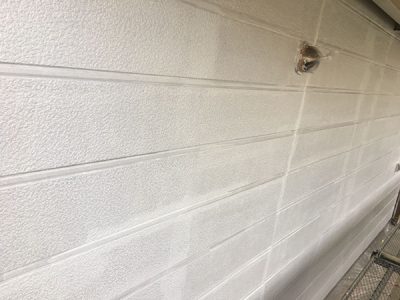 【外壁】　下塗り塗装　完了