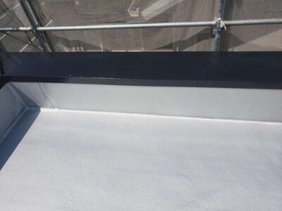 屋上防水面　防水保護塗装完了