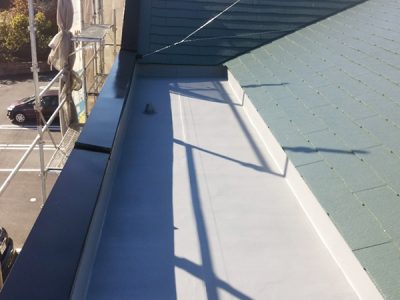 屋上シート防水　塗装完了
