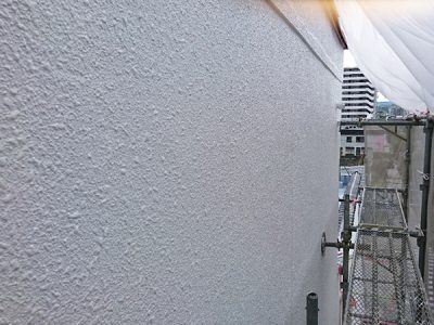 【外壁】　上塗り塗装　完了