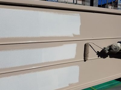 【駐輪場】中塗り塗装