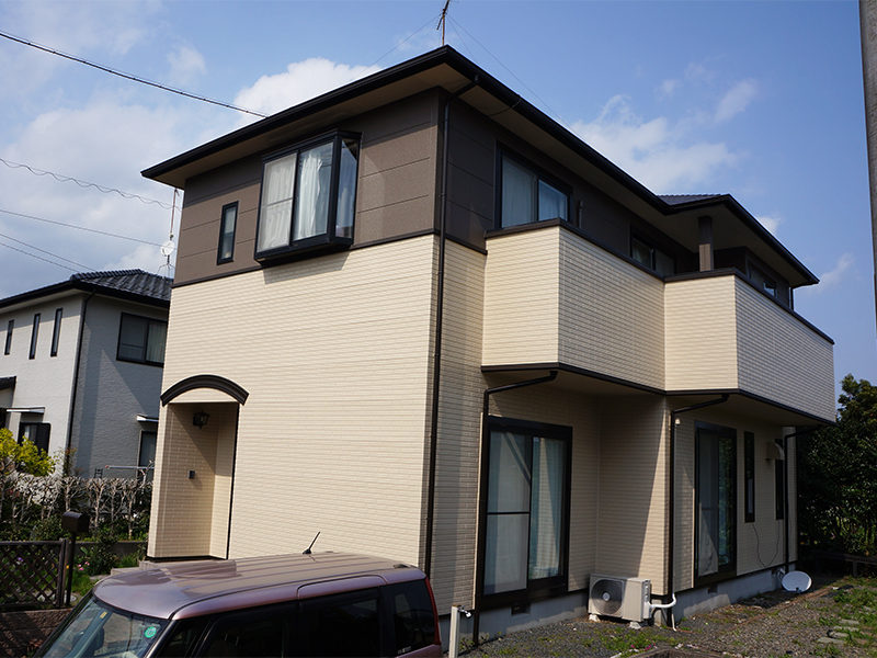 菊川市和田　Ｙ様邸 屋根カラーベスト, リシン壁, 外壁タイル調サイディング　フッ素塗装