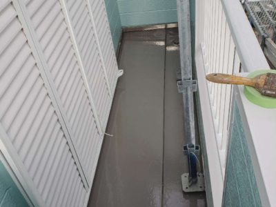 ベランダFRP　防水保護塗装完了