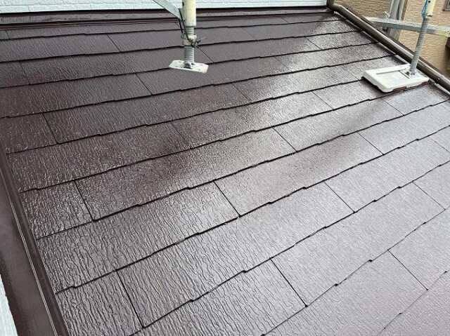 屋根カラーベスト<br />
無機遮熱塗装完了