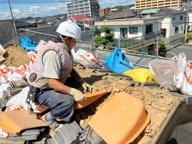 土　撤去<br />
（施工中）