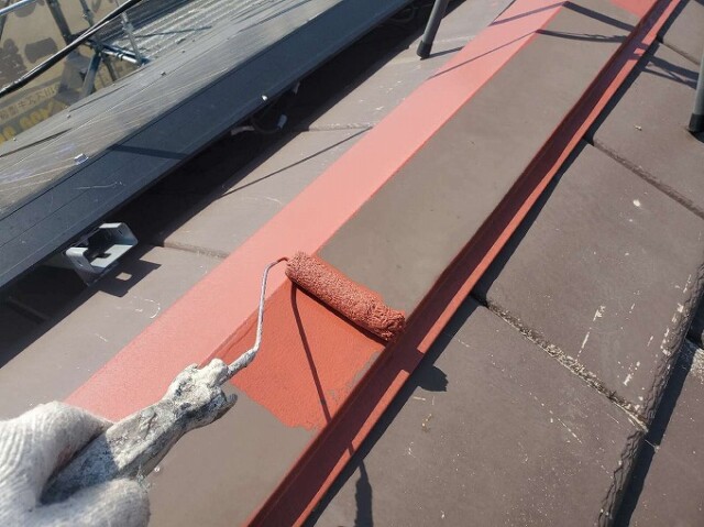 屋根板金　錆止め塗装