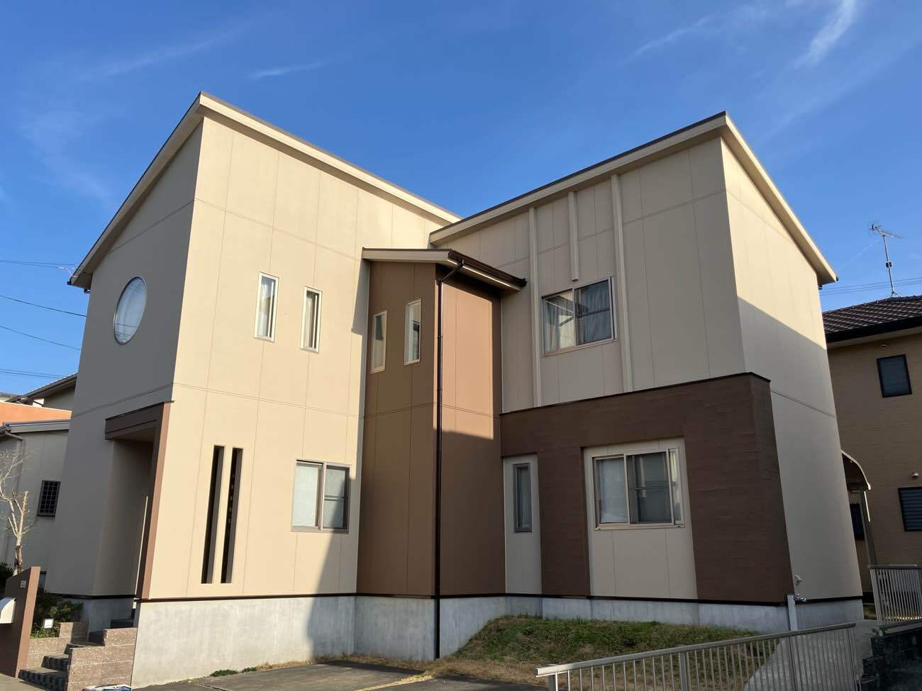 掛川市リシン壁塗装 施工後