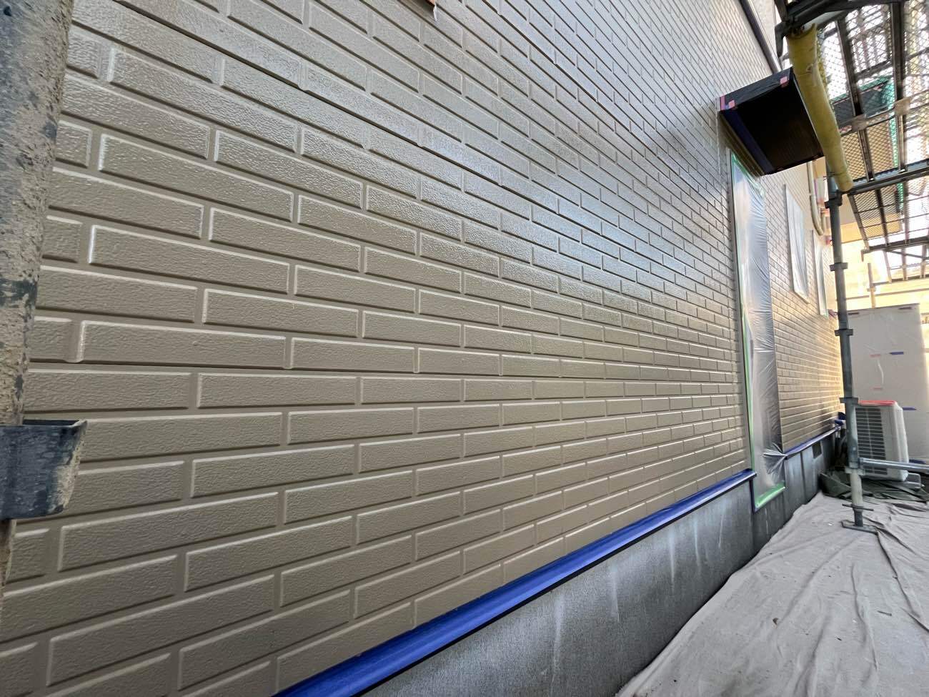 <strong>下塗り塗装 完了</strong><br>