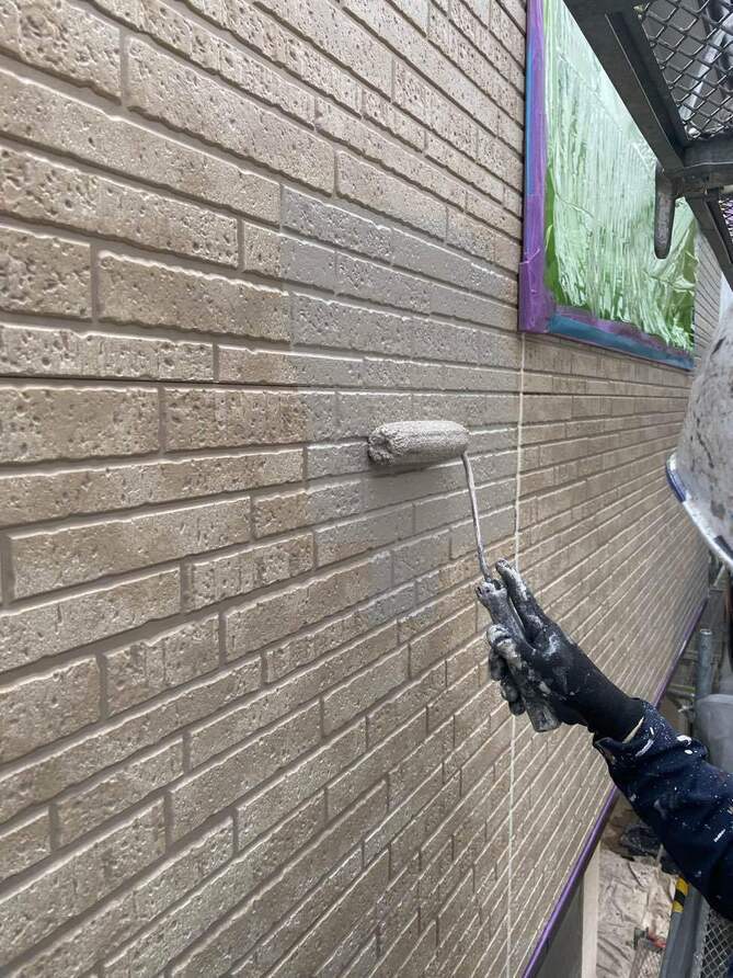 <strong>中塗り塗装</strong><br>