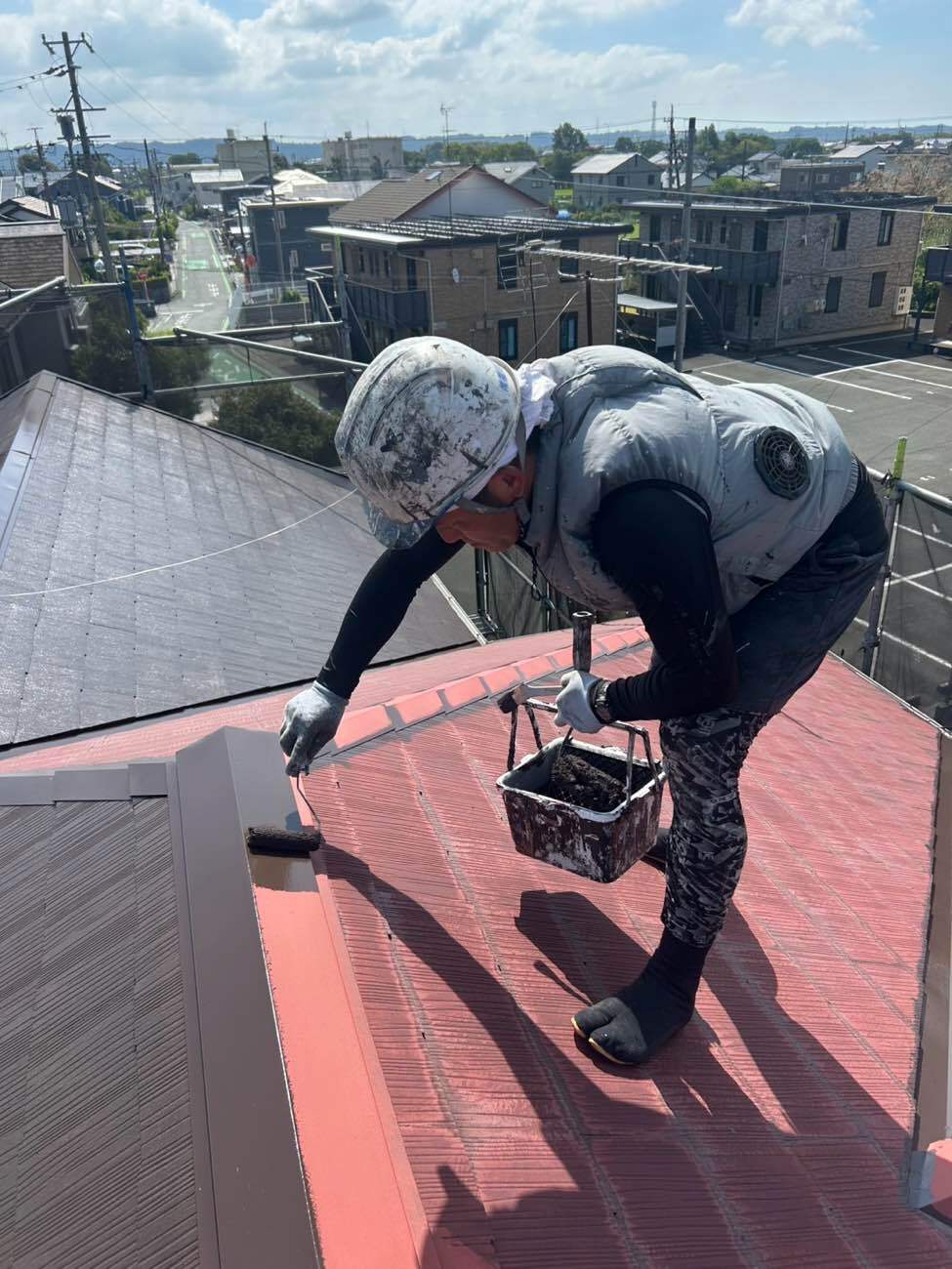 <strong>マルチコート1回目塗装</strong></br>