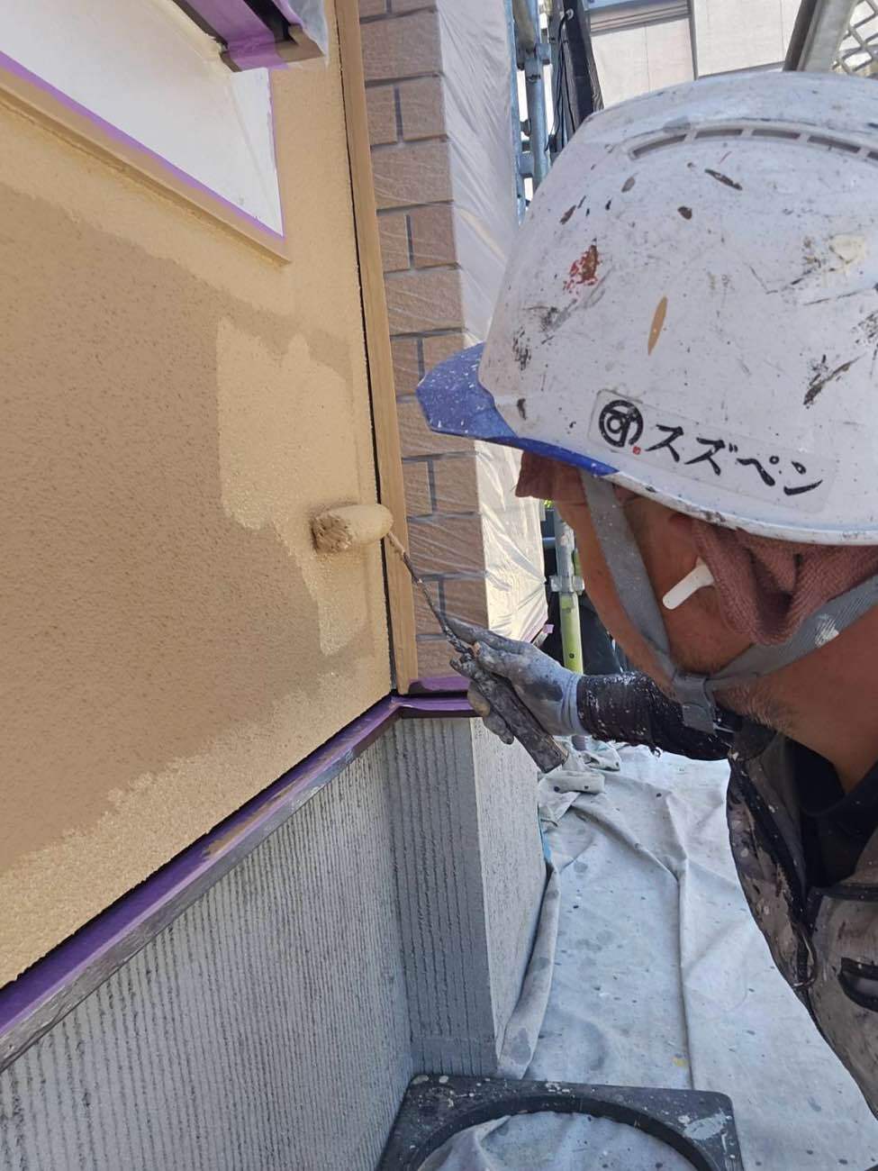 <strong>外壁 上塗り塗装</strong></br>