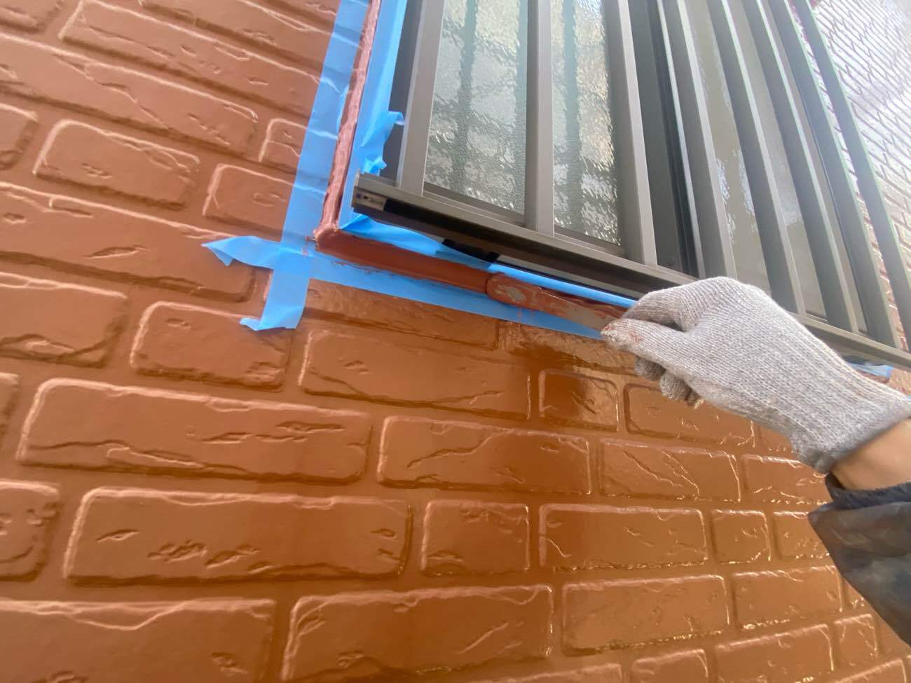 <strong>シーリング補修(均し)</strong><br>