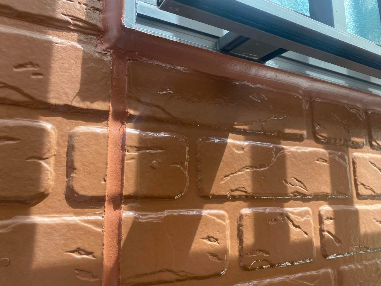 <strong>シーリング補修完了</strong><br>