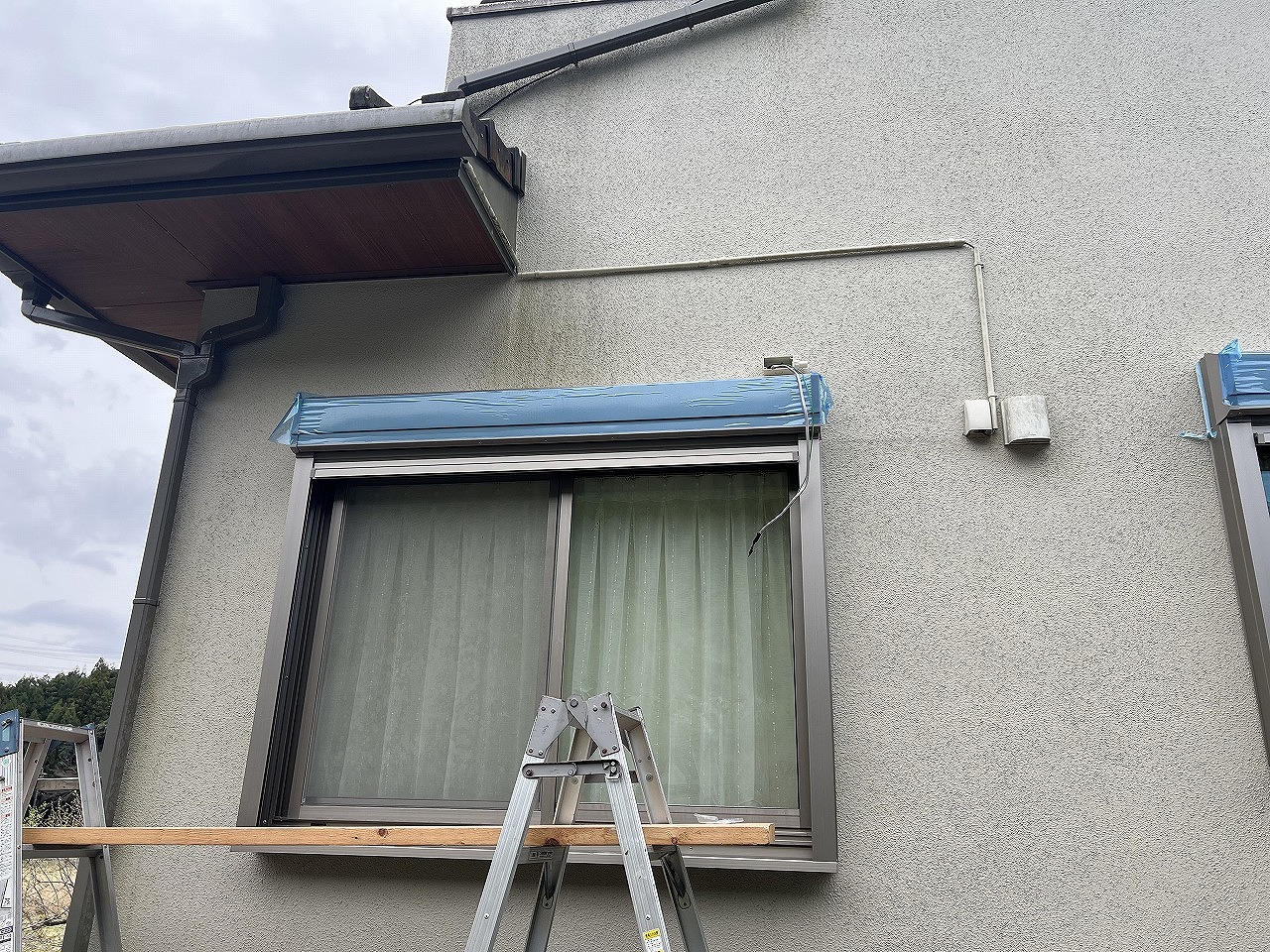 <strong>シャッター本体およびボックスの取付</strong><br>