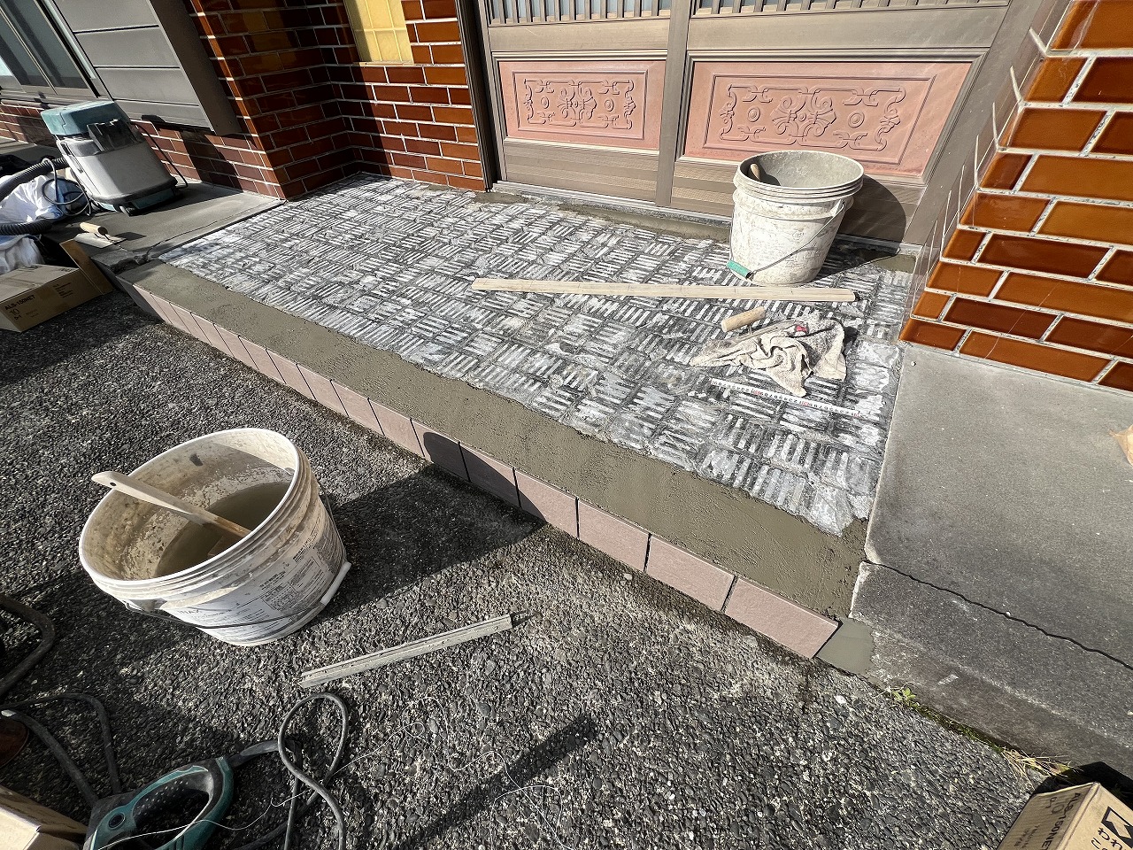 <strong>下地処理</strong><br>