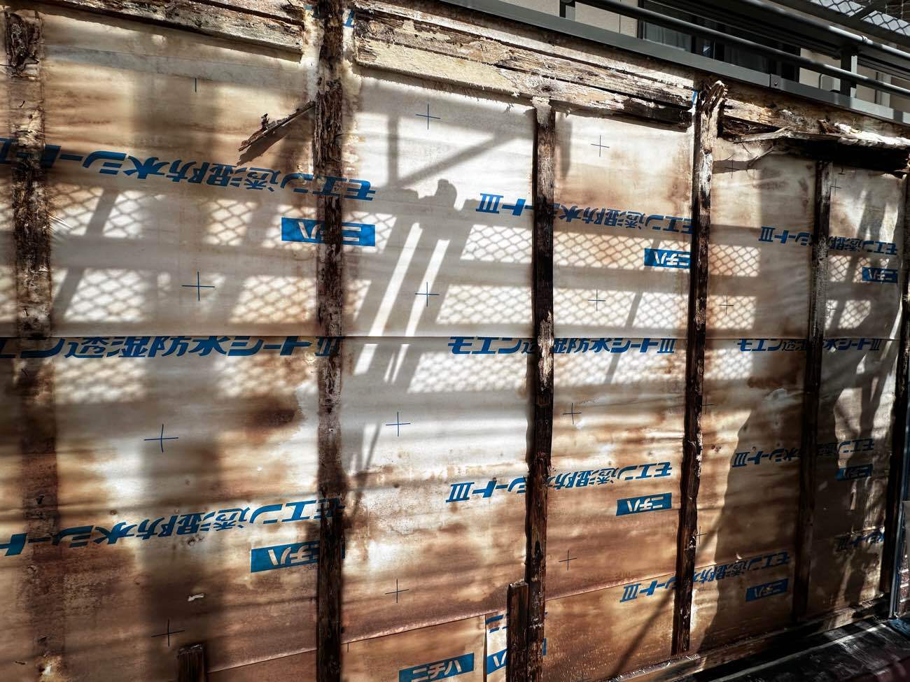 ベランダ外壁 撤去