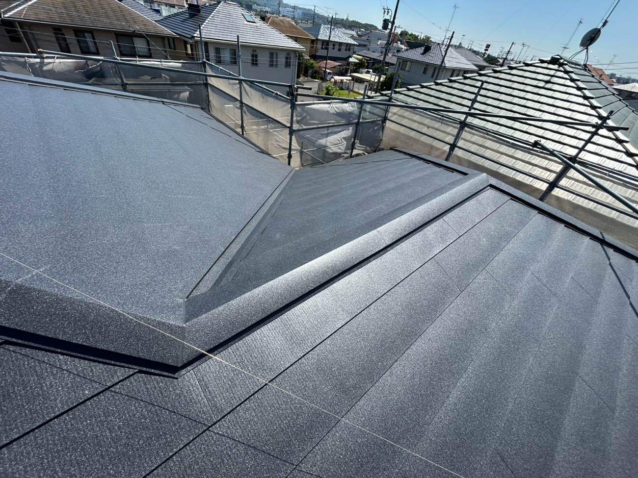 ノンアスベスト屋根カバー 施工後