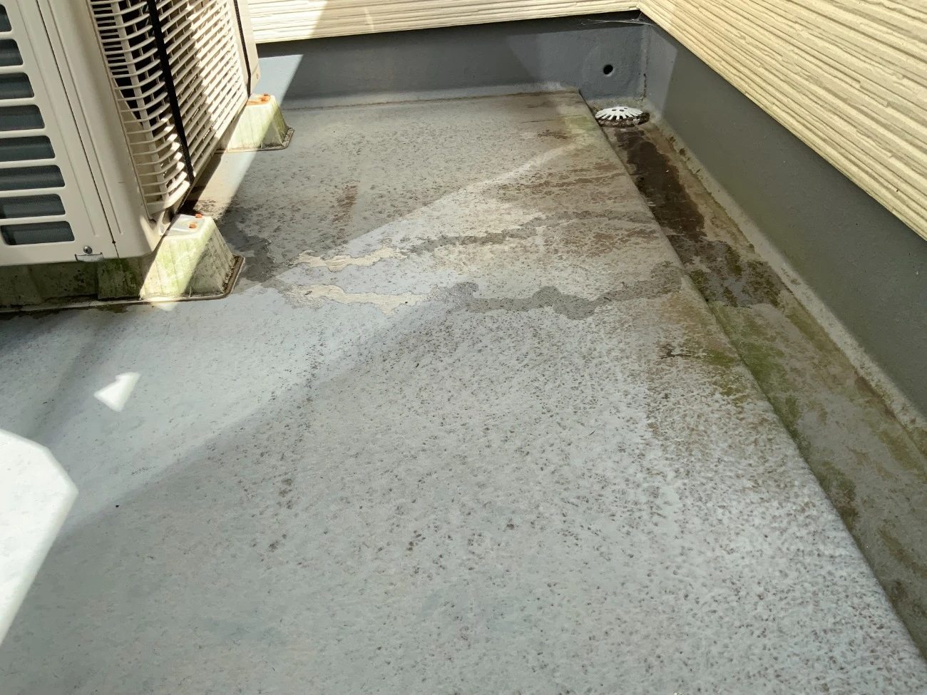 ＦＲＰ防水材の汚れ付着
