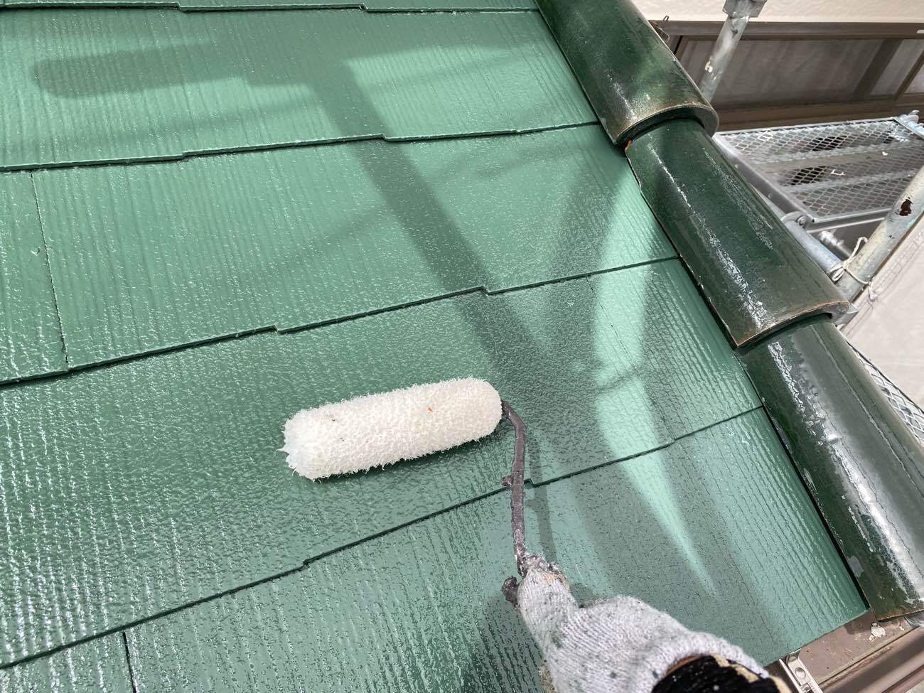 屋根上塗り