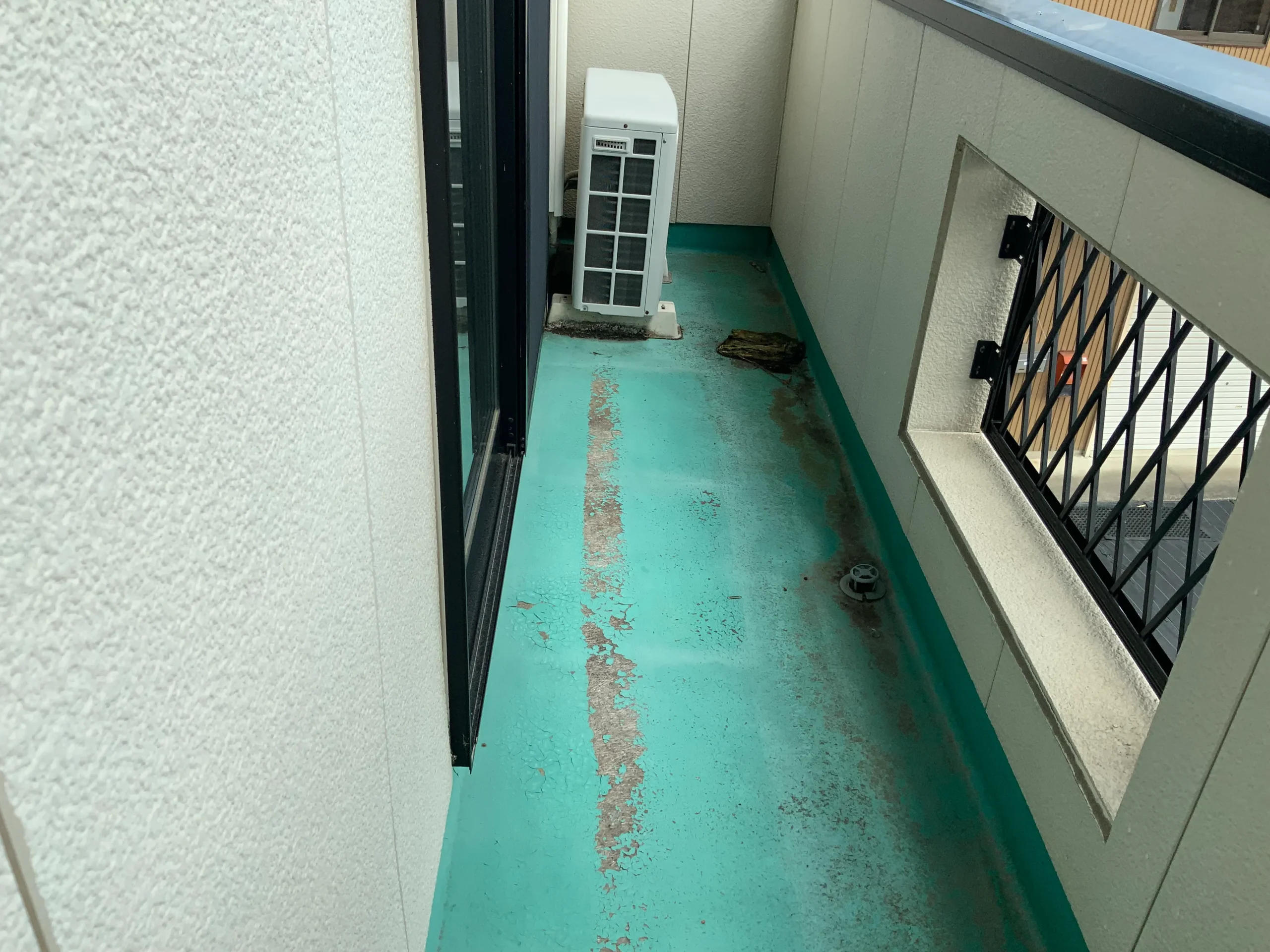 ベランダ床面
